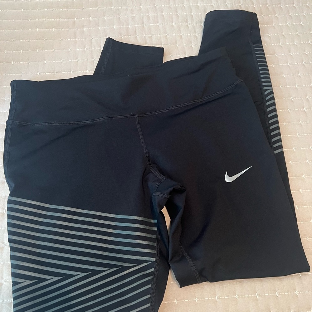 Women’s Nike dri fit black metallic full length leggings running large L pants
